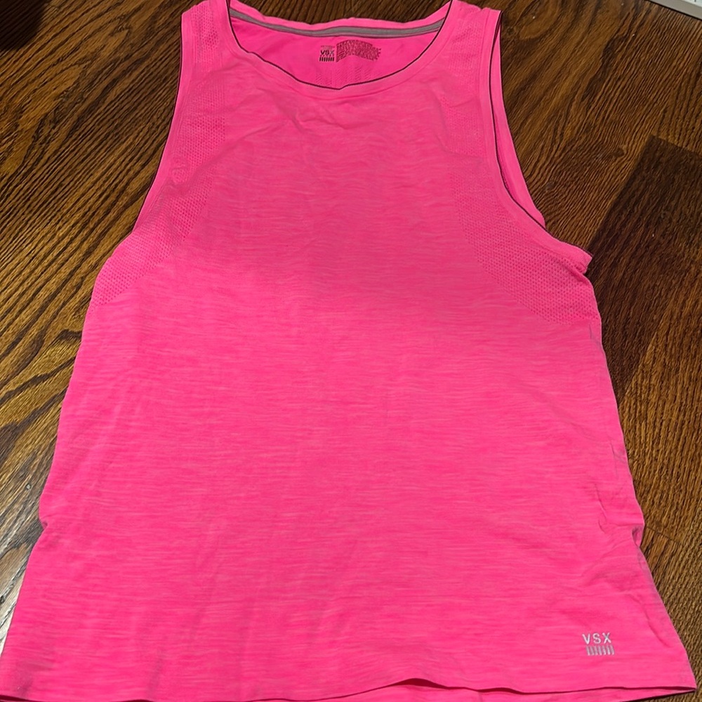 Victoria’s Secret VSX sport tank